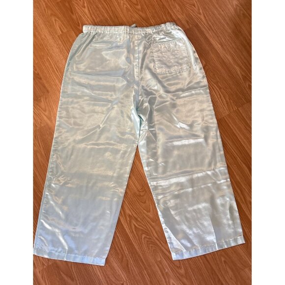 Vanity Fair Pajama Set Silky Mint Green Embroidered Med (10-12) Button Pockets - Picture 9 of 13